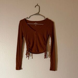 Hollister Women's Cinnamon Button-Up Baby Tee